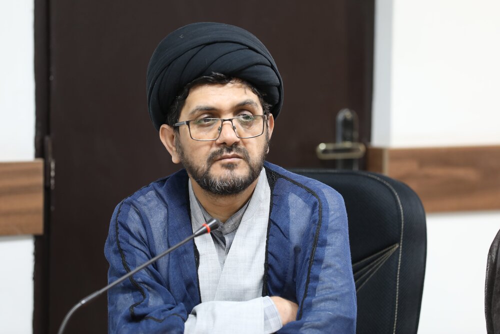 نشست معاون آموزش حوزه های علمیه با اساتید سطح یک حوزه