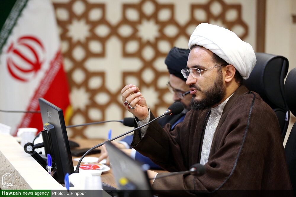 تصاویر/ نشست هم اندیشی مسئولان، فعالان و مبلغان عرصه بین الملل