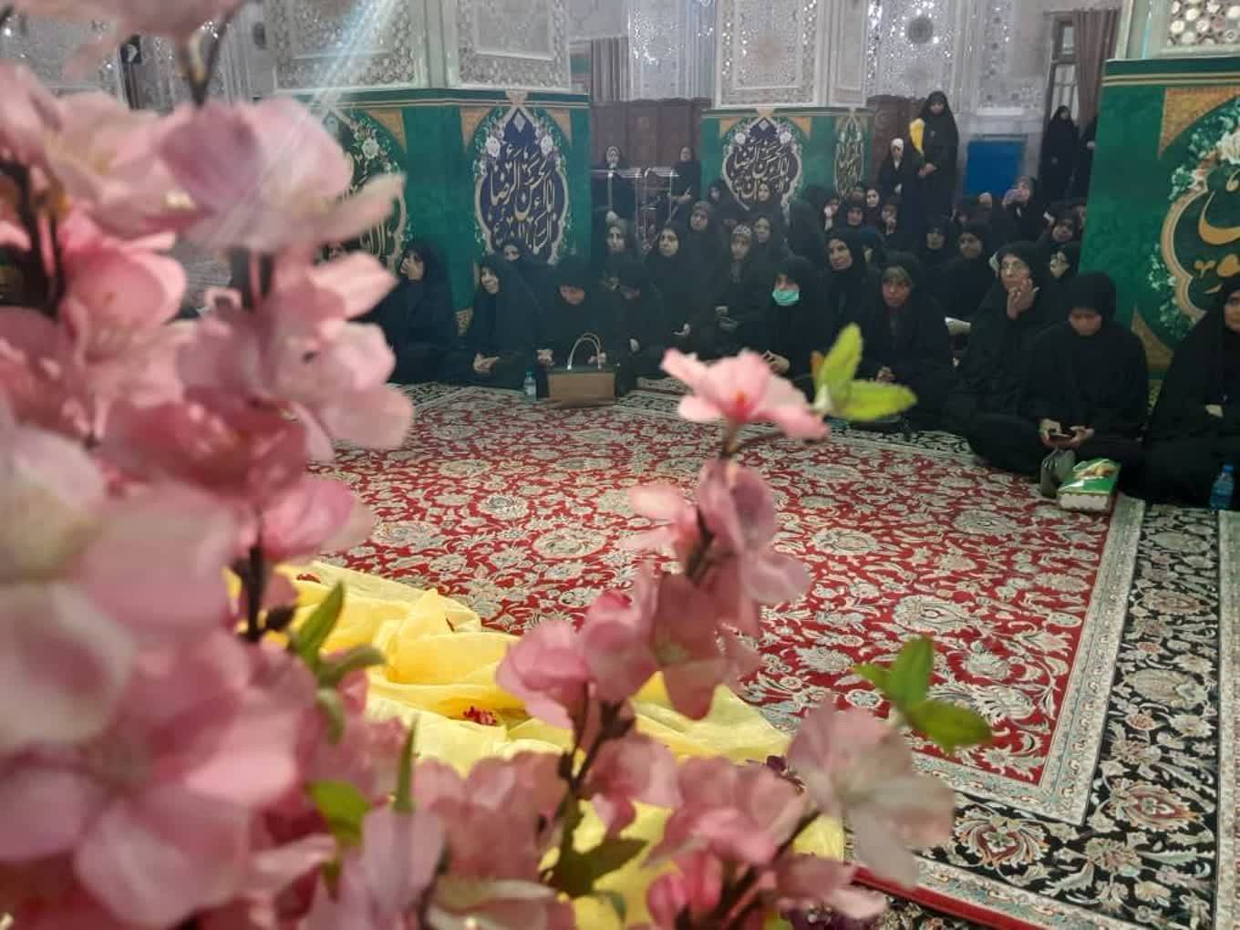 اجتماع نساء عربيات في العتبة الرضوية حول السيرة العلوية والفاطمية