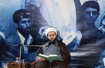 بزرگداشت پیرجماران در مدرسه علمیه علوی / رونمایی از نشریه  اندیشه اساتید