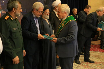 تصاویر / همایش تجلیل از خادمان ستاد توسعه و بازسازی عتبات عالیات استان اصفهان