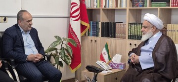 دیدار مدیرکل  فرهنگ و ارشاد اسلامی استان قزوین با امام‌جمعه شهرستان آبیک+ عکس