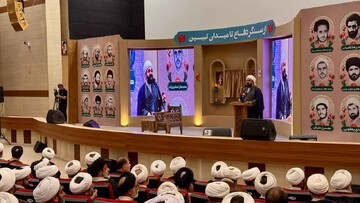 قدردانی از شهدا فریضه‌ای عینی است/ تأکید بر استمرار تکریم شهدا در برنامه‌های حوزه علمیه خراسان