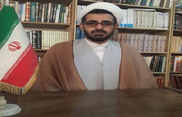 طلاب مجاهدان فرهنگی هستند