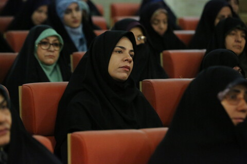 تصاویر / همایش نقش بانوان از دیدگاه امام خمینی (ره) در اصفهان