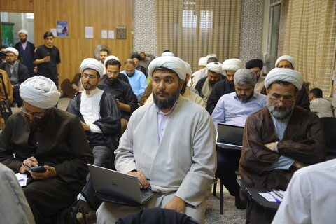 تصاویر / نشست علمی با موضوع " غدیر و اقرار دیگران "