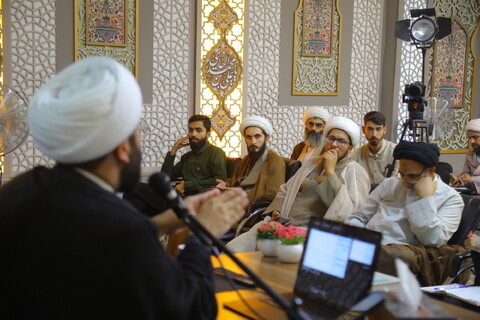 تصاویر / نشست علمی با موضوع " غدیر و اقرار دیگران "