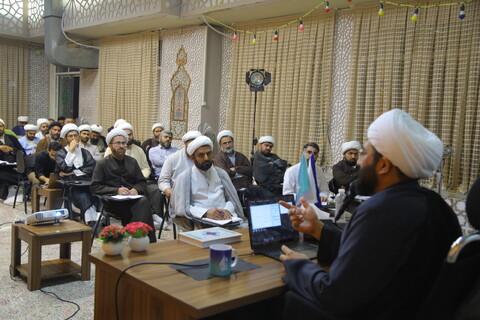 تصاویر / نشست علمی با موضوع " غدیر و اقرار دیگران "