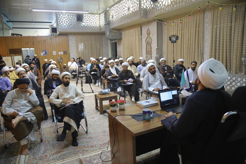 تصاویر / نشست علمی با موضوع " غدیر و اقرار دیگران "