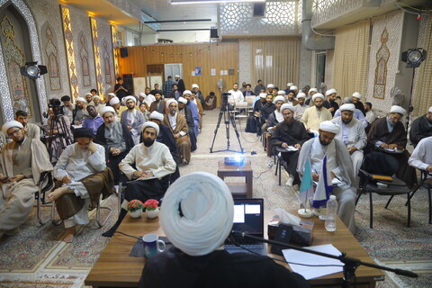 تصاویر / نشست علمی با موضوع " غدیر و اقرار دیگران "