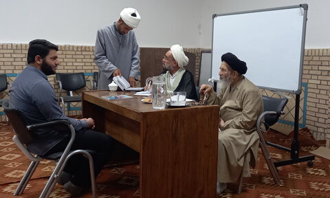 تصاویر/ مصاحبه علمی درس خارج طلاب مدارس علمیه کاشان