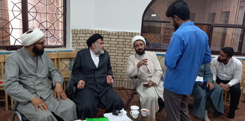 تصاویر/ مصاحبه علمی درس خارج طلاب مدارس علمیه کاشان