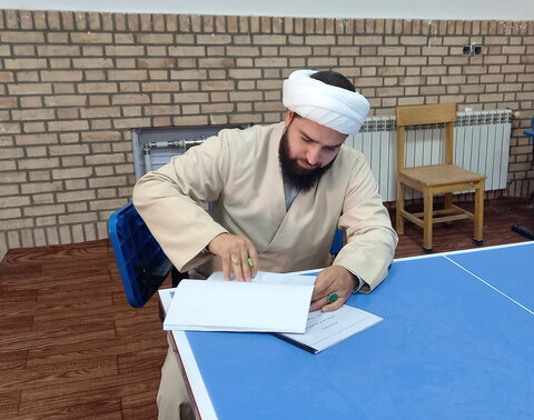 تصاویر/ مصاحبه علمی درس خارج طلاب مدارس علمیه کاشان