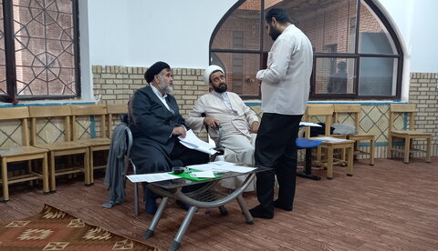 تصاویر/ مصاحبه علمی درس خارج طلاب مدارس علمیه کاشان