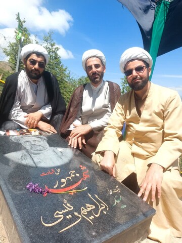 تصاویر/  برگزاری اردوی یک روزه تربیتی به یادمان شهدای خدمت در شهرستان ورزقان و وادی رحمت تبریز