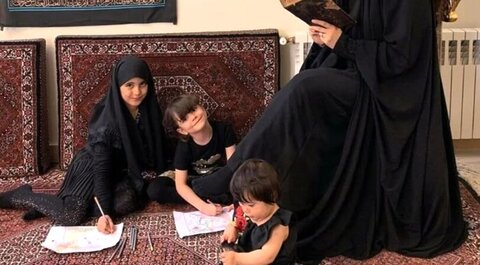 کون سے جذباتی رویے والدین کے، بچوں کی جنسی شناخت کو بحران سے دوچار کرتے ہیں؟