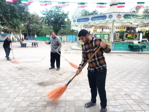 تصاویر/ حضور طلاب مدرسه علمیه آیت‌الله یثربی‌(ره) کاشان در چایخانه امام رضا(ع)