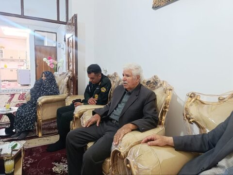 تصاویر دیدار مسئولان الیگودرز با خانواده معظم شهدا