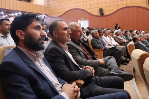 تصاویر هفتمین گردهمایی سالانه فعالان مردمی اربعین حسینی در لرستان