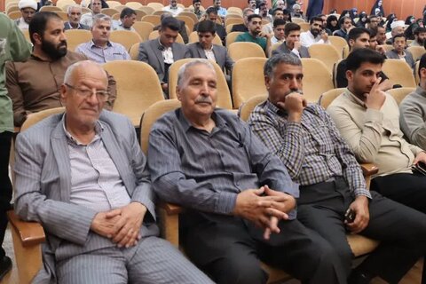 تصاویر هفتمین گردهمایی سالانه فعالان مردمی اربعین حسینی در لرستان