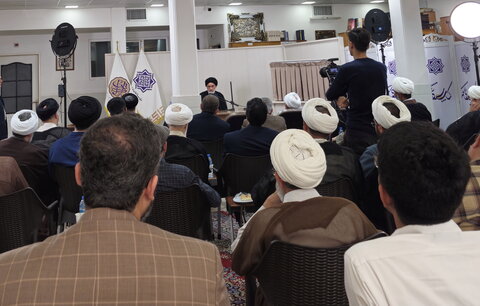 تصاویر/ آیین رونمایی از کتاب مرد تدبیر و مدارا