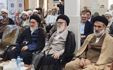 تصاویر/ آیین رونمایی از کتاب مرد تدبیر و مدارا