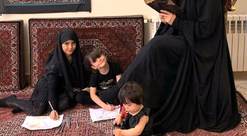 کون سے جذباتی رویے والدین کے، بچوں کی جنسی شناخت کو بحران سے دوچار کرتے ہیں؟