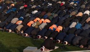 American Muslims to Mark End of Pilgrimage to Mecca (Hajj) with Communal Prayers, Celebrations