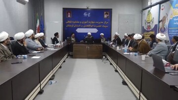 لرستان میزبان گفتگوی نخبگان حوزوی