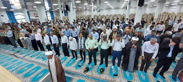 نمازجمعه امروز شهر جم به روایت تصویر