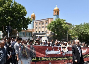 تصاویر/ راهپیمایی « جمعه خشم» مردم شهر سنندج