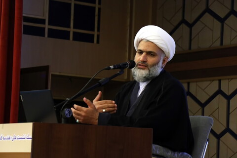 تصاویر/ نشست ولایت فقیه "هندسه قدرت نظام اسلامی"