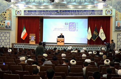 تصاویر/ نشست ولایت فقیه "هندسه قدرت نظام اسلامی"