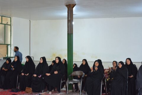 تصاویر برگزاری یادواره شهدای روستای جوز در الیگودرز