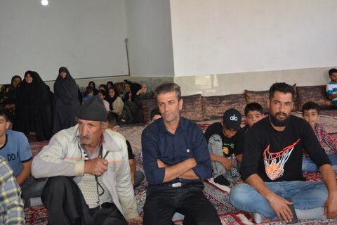 تصاویر برگزاری یادواره شهدای روستای جوز در الیگودرز