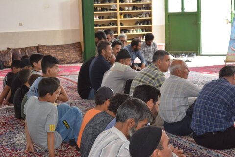 تصاویر برگزاری یادواره شهدای روستای جوز در الیگودرز