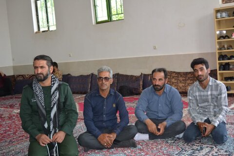 تصاویر برگزاری یادواره شهدای روستای جوز در الیگودرز