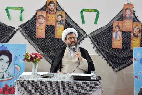 تصاویر برگزاری یادواره شهدای روستای جوز در الیگودرز