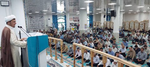 نمازجمعه امروز شهر جم به روایت تصویر