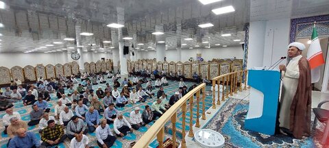 نمازجمعه امروز شهر جم به روایت تصویر