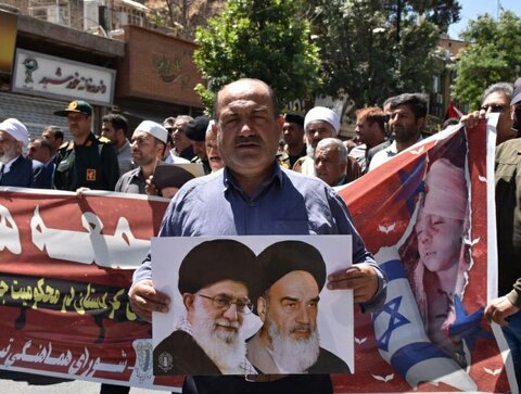 تصاویر/راهپیمایی « جمعه خشم» مردم شهر سنندج