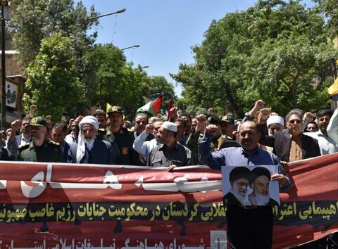 تصاویر/راهپیمایی « جمعه خشم» مردم شهر سنندج