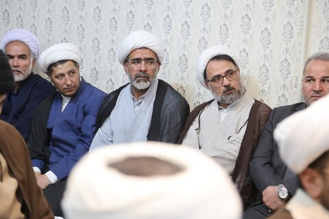 تصاویر / نشست منتخبین شبکه تبلیغ همدان با نماینده ولی فقیه در استان
