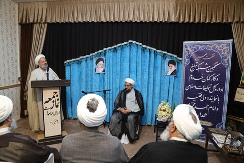 تصاویر / نشست منتخبین شبکه تبلیغ همدان با نماینده ولی فقیه در استان