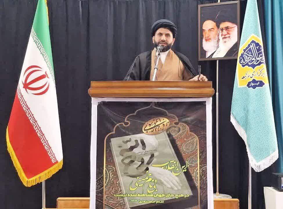 مسئول باید در عمل دینداری‌اش را نشان دهد