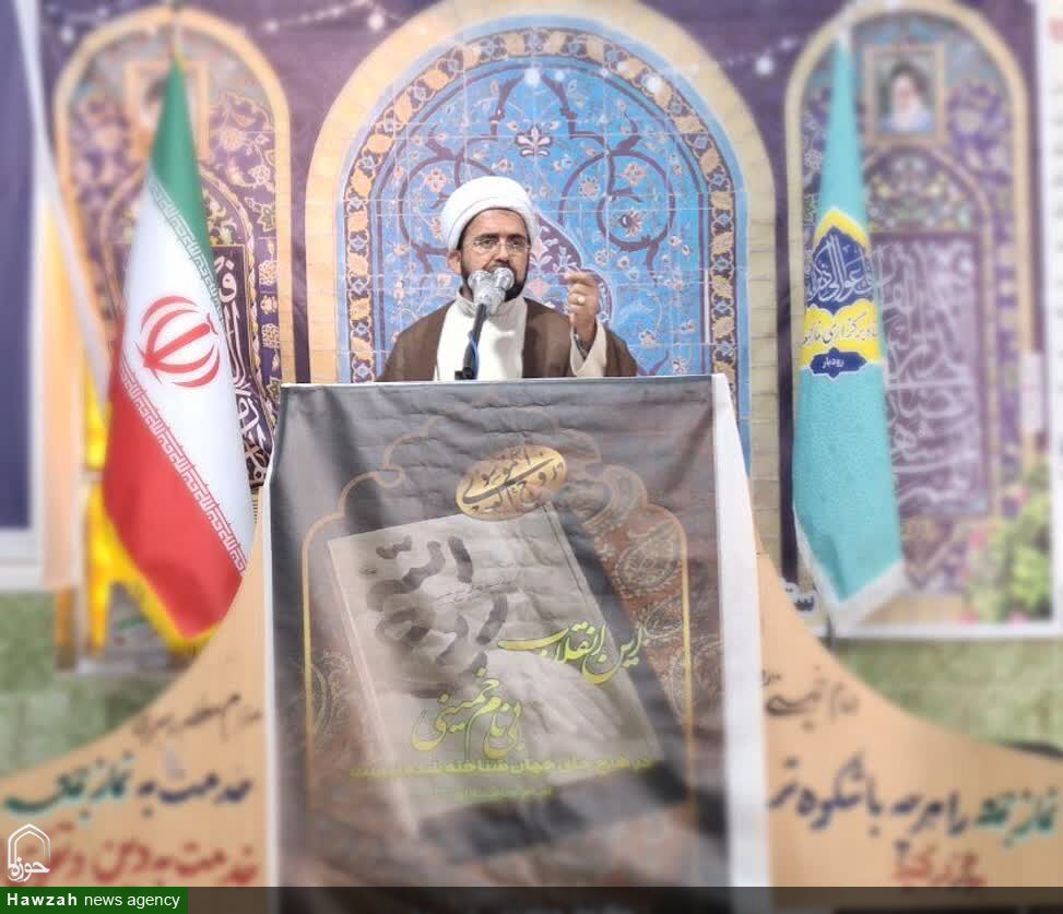 حضرت امام با تأسیس حکومت اسلامی، موازنه قدرت جهانی را تغییر داد
