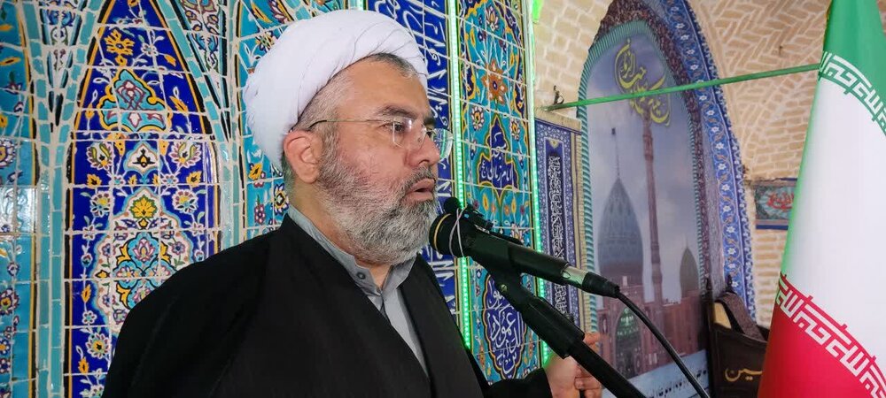 برگزاری با عظمت عید غدیر از وظایف مهم شیعیان است + عکس