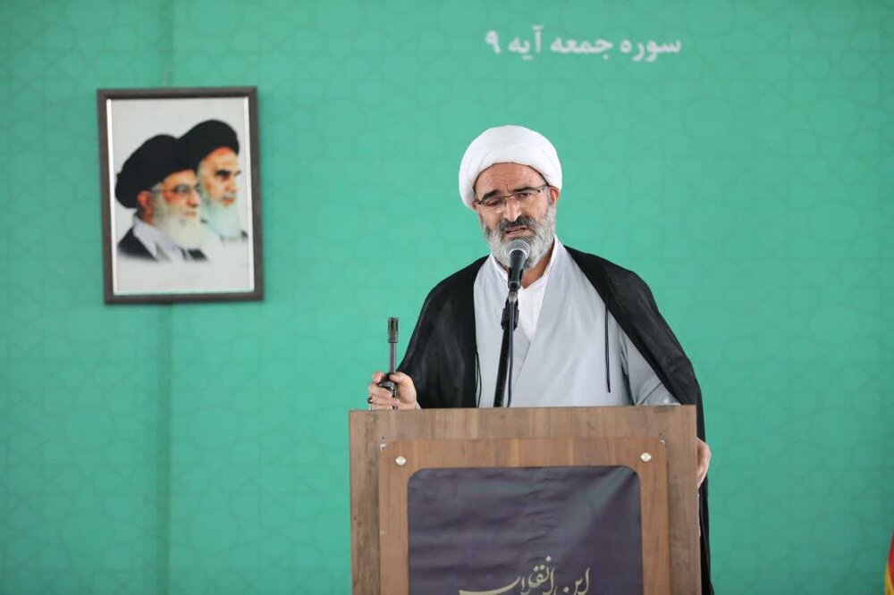 فتح‌الفتوح امام، تربیت انسان‌هایی مؤمن و فداکار همچون شهیدان مطهری و سلیمانی بود/ امام خمینی(ره) به ملت‌های آزاده درس بیداری و خودآگاهی داد