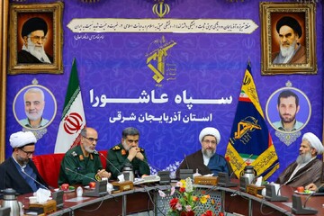 تصاویر | نشست روشنگری و بصیرتی ائمه جمعه استان و علمای شاخص تبریز در سپاه عاشورا