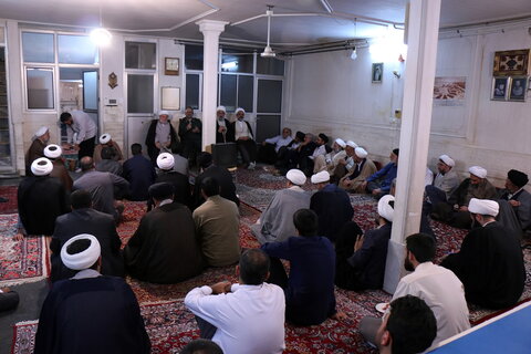 تصاویر/ گردهمایی جمعی از طلاب بیجار